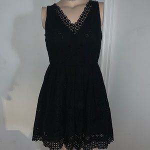 Super cute black dress